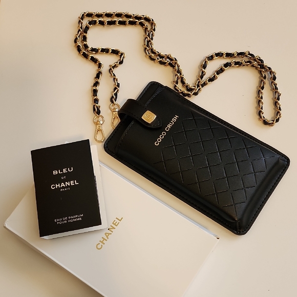 CHANEL Quilted Black Leather Phone Case with Gold Chain - Picture 1 of 9
